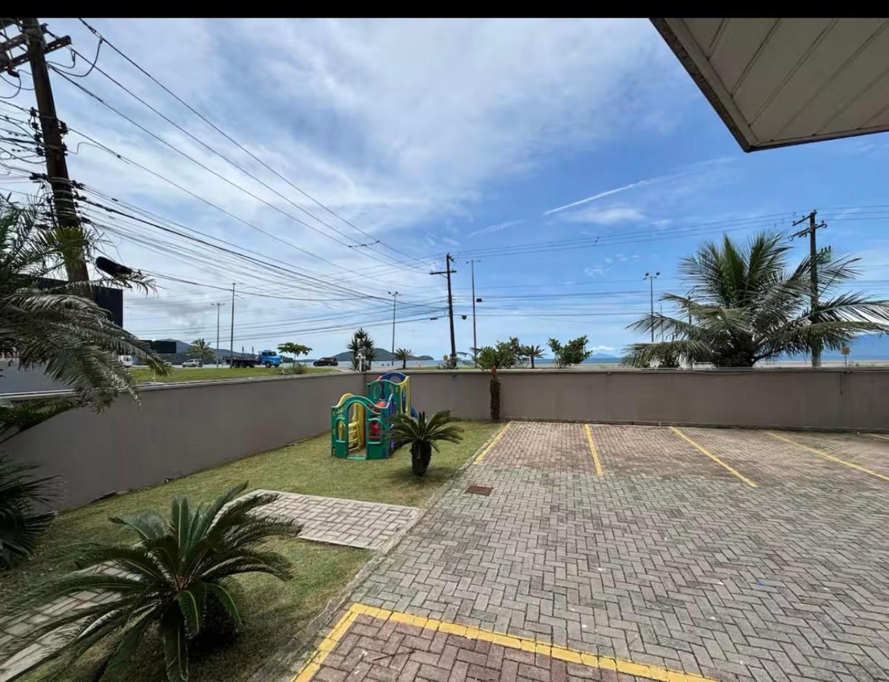 Apartamento Beira Mar - Praia Massaguacu Caraguatatuba Ngoại thất bức ảnh